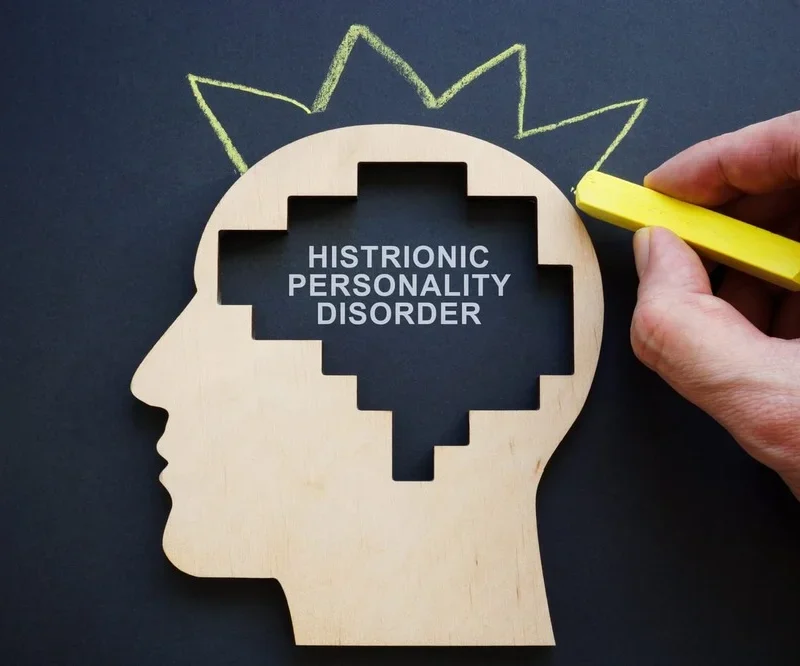 histrionic personality disorder vs narcissistic
