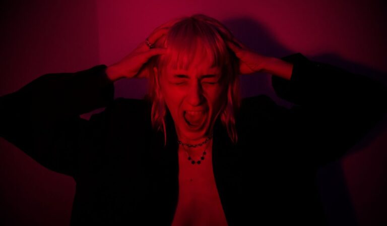 「Interesting」に関連した英語例文の一覧と使い方 - Weblio英語例文検索 visual data 7