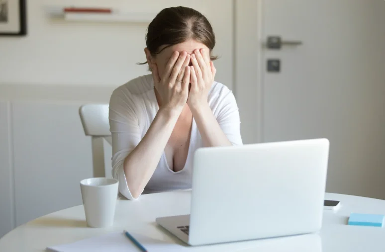 can stress delay your period​